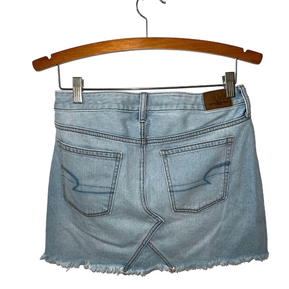 American Eagle Distressed Denim Jean Skirt D23 - Picture 3 of 4